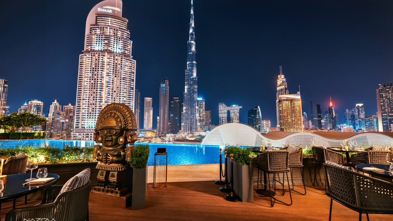 What Makes Fusion Rooftop Dining a Unique Culinary Experience